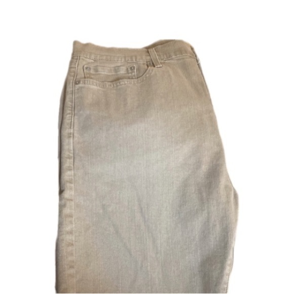 Levi's Classic Denim Short Plus Size Long Casual Dadcore High Rise Khaki Fray - Picture 5 of 11